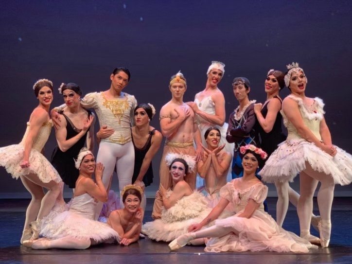 Les Ballets Grandiva / Eloelle